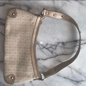 Nine West shoulder bad